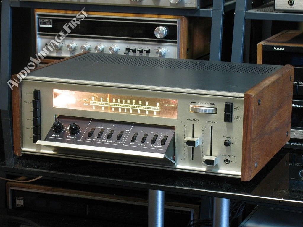700 analog